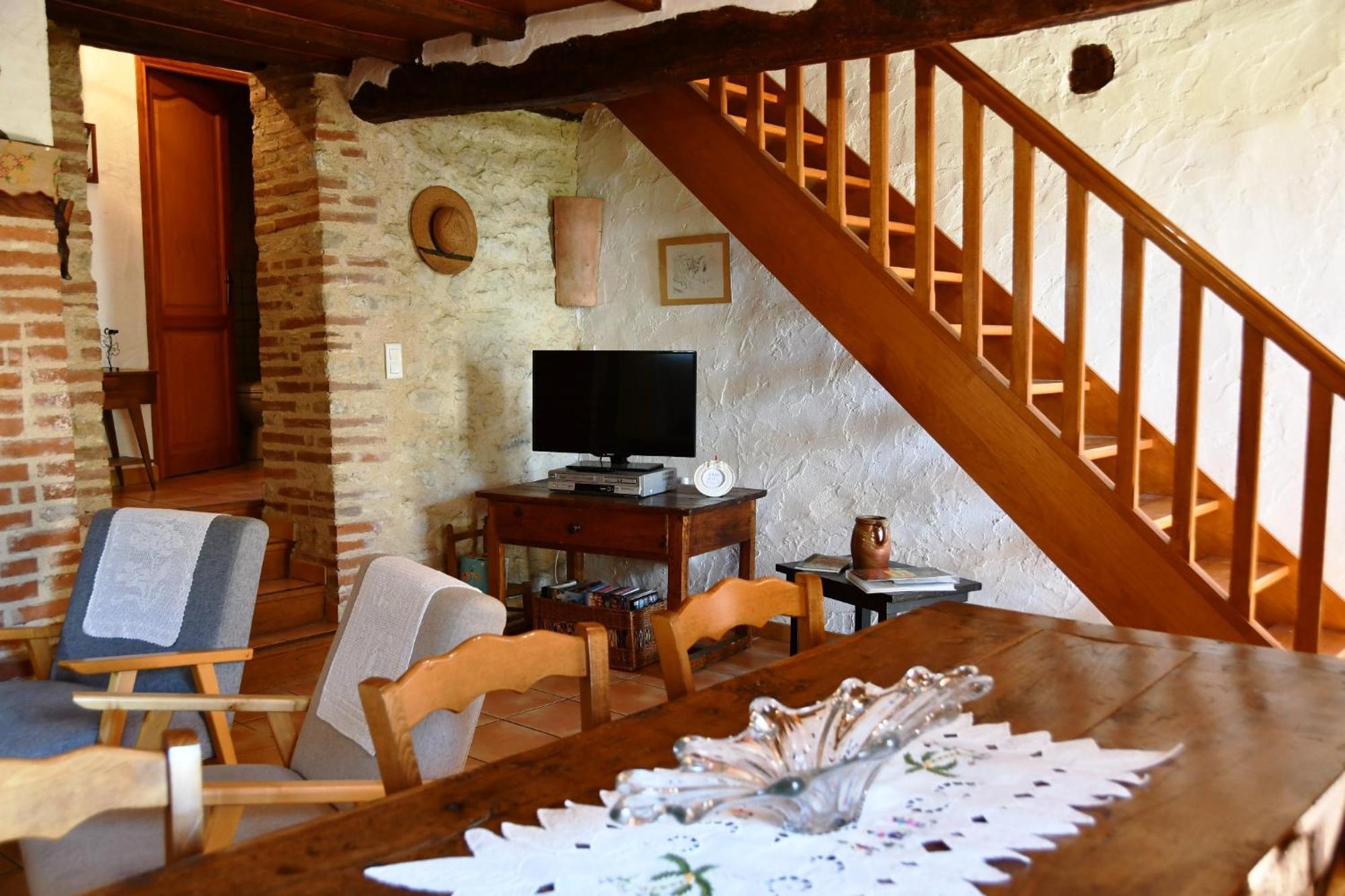 Gite De Tarou Labastide-de-Levis Exterior photo